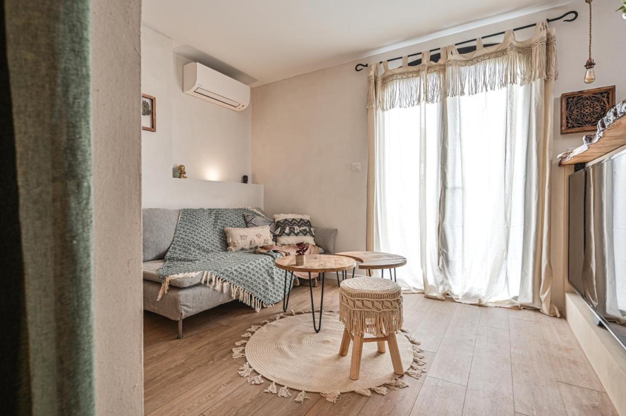 Appartement Retire De La Location Ла-Сьота Экстерьер фото